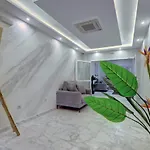 Hostal 37