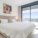 3 Bedroom Amazing Apartment In Estepona