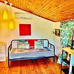Romantic Private Cabin