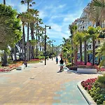 Estepona Centre Apartment Nella