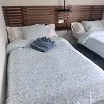 Room In Apartment - Room In Guadalmina With Pool