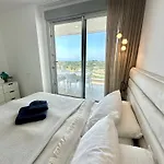 Oceana Views 3 Bedroom