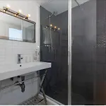 3-Min Walk To Beach , Pool , Estepona , 3Br