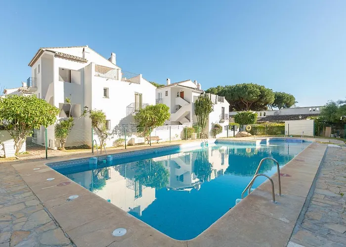 Apartamento En Playa Benamara