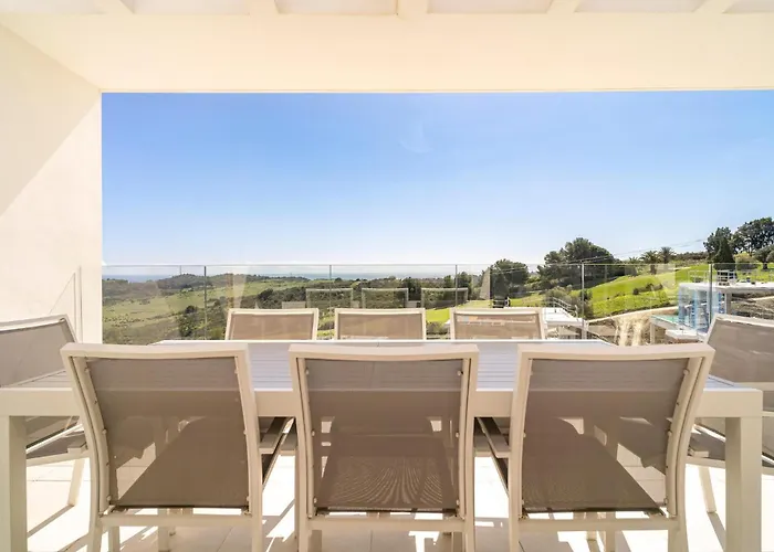 3 Bedroom Amazing Apartment In Estepona