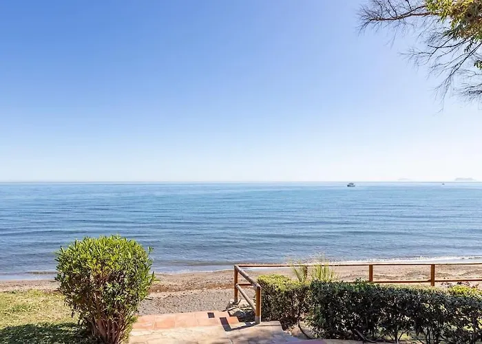 Perfect Apartment On Beach Near Estepona Rdr340