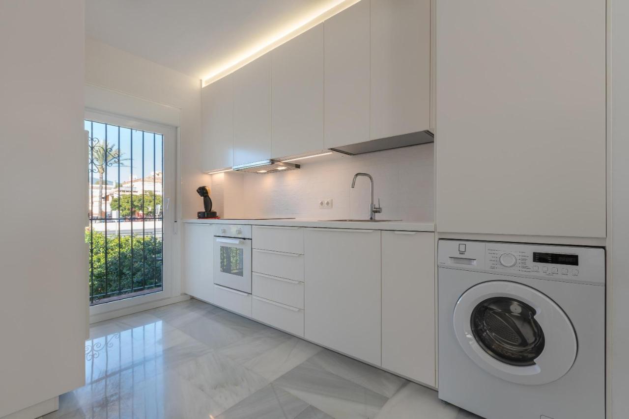 Apartamento En Playa Benamara * Estepona