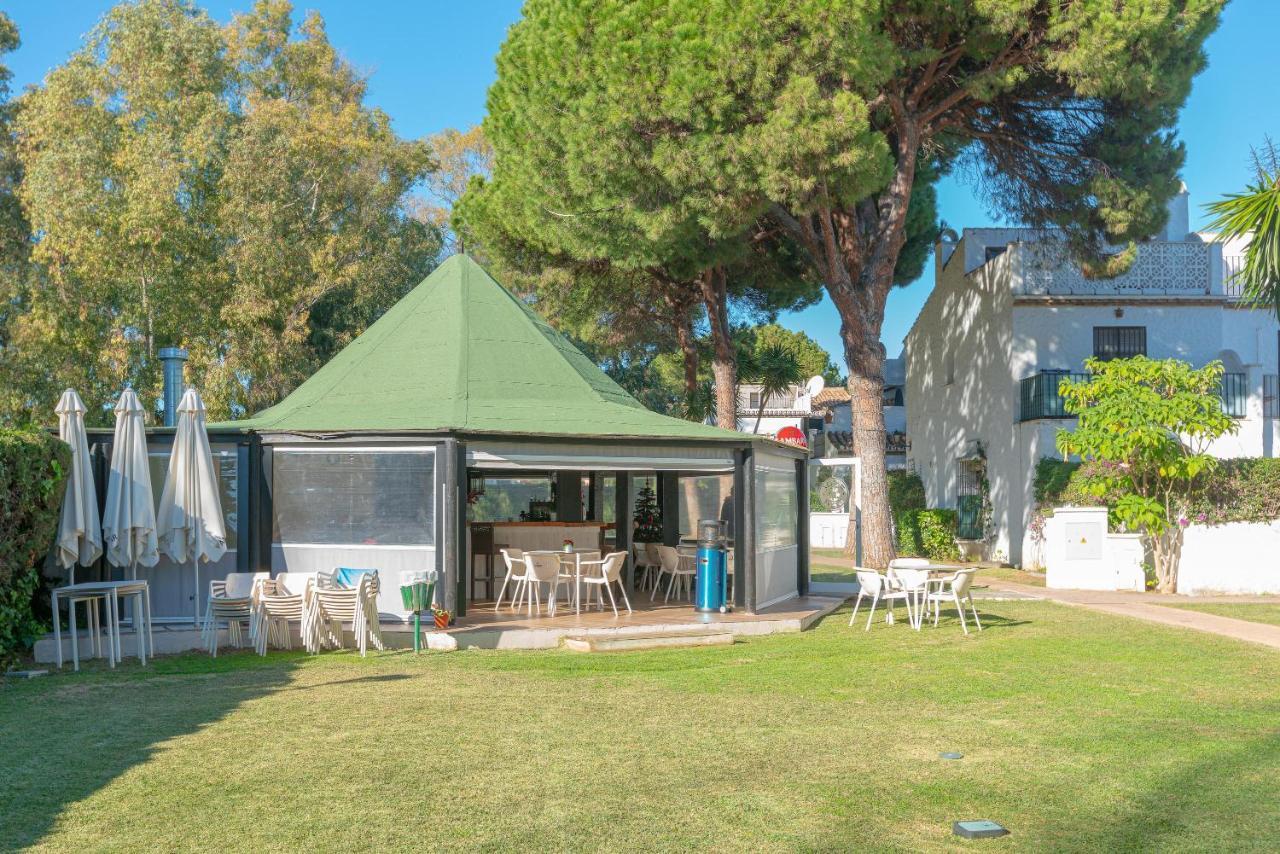 Apartamento En Playa Benamara Estepona