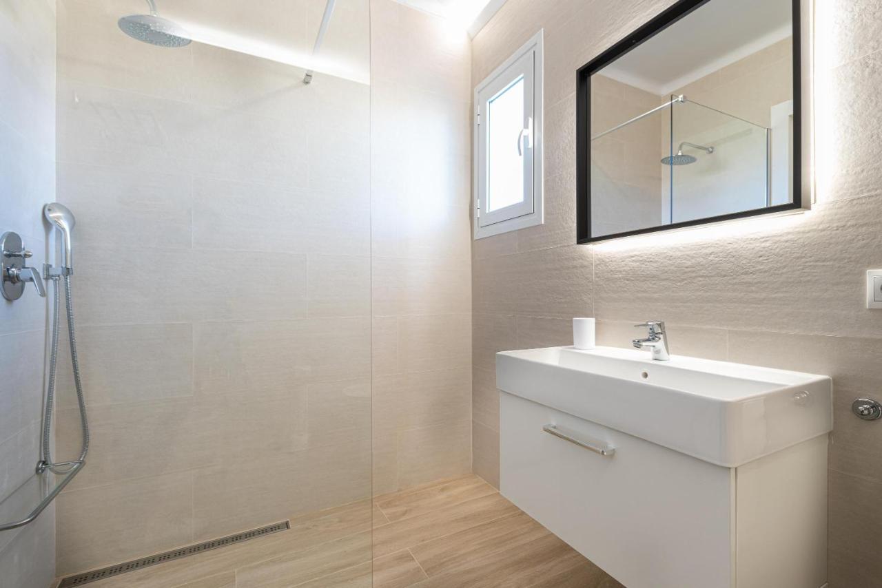 Apartamento En Playa Benamara * Estepona