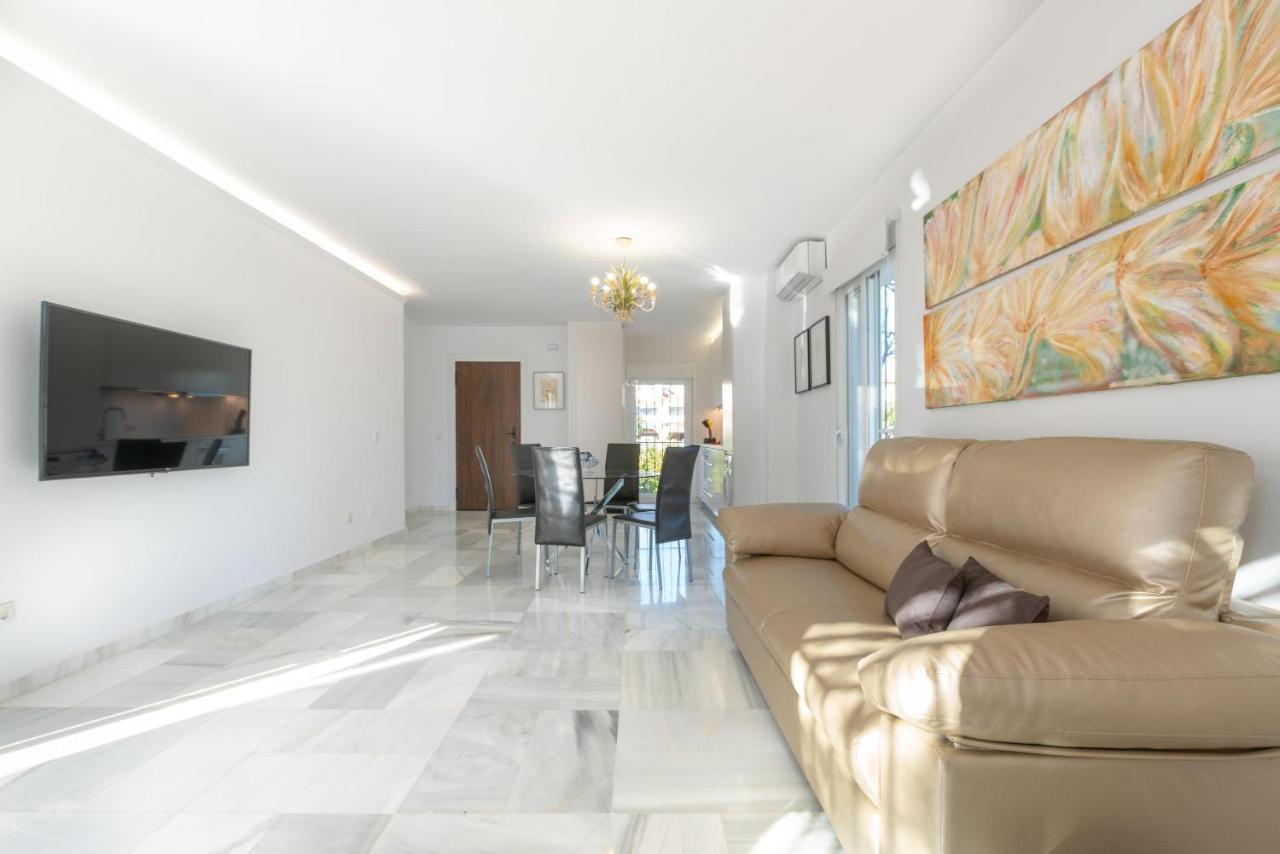 Apartamento En Playa Benamara Apartment *