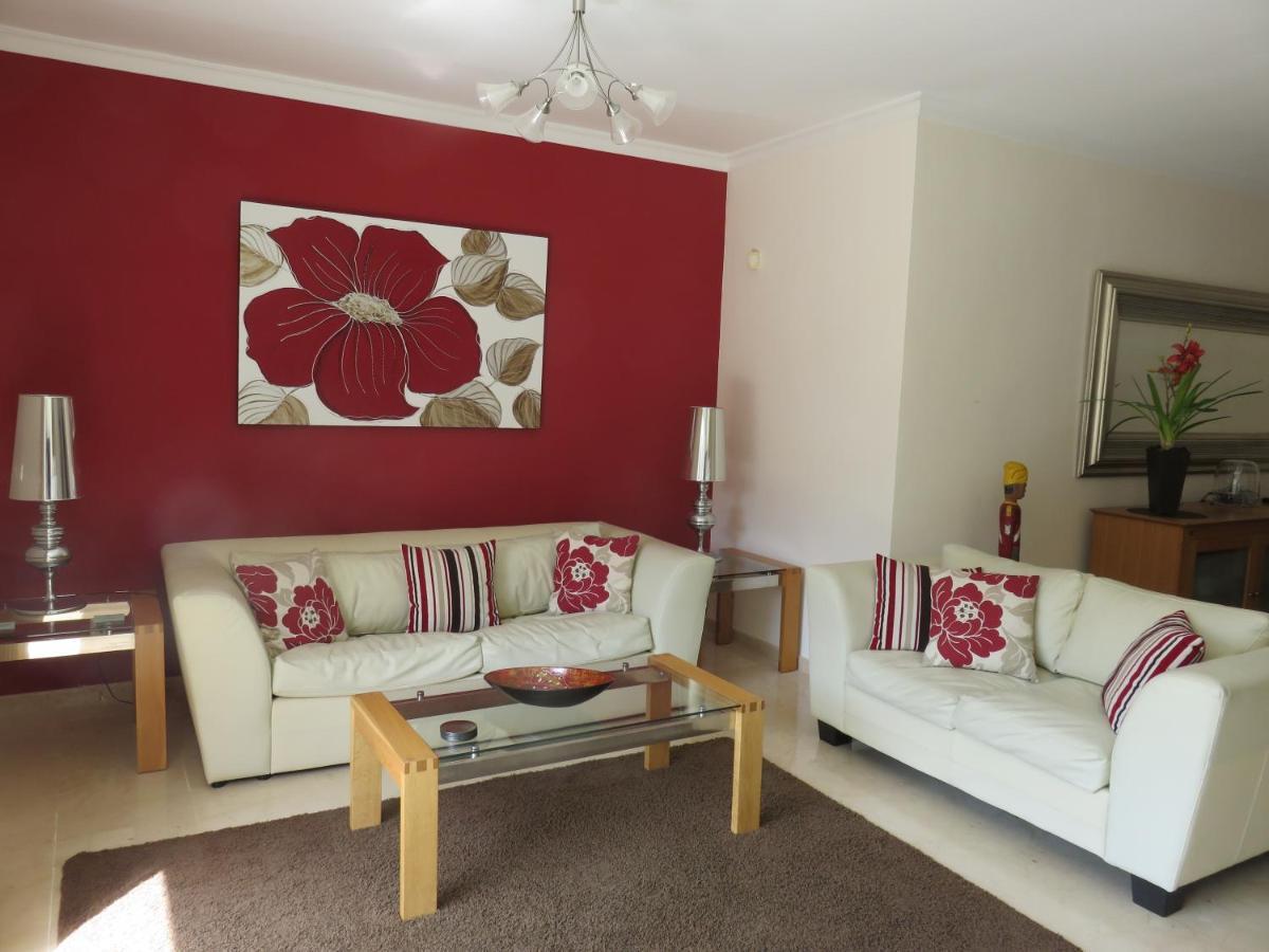 Beachside Apartment Estepona