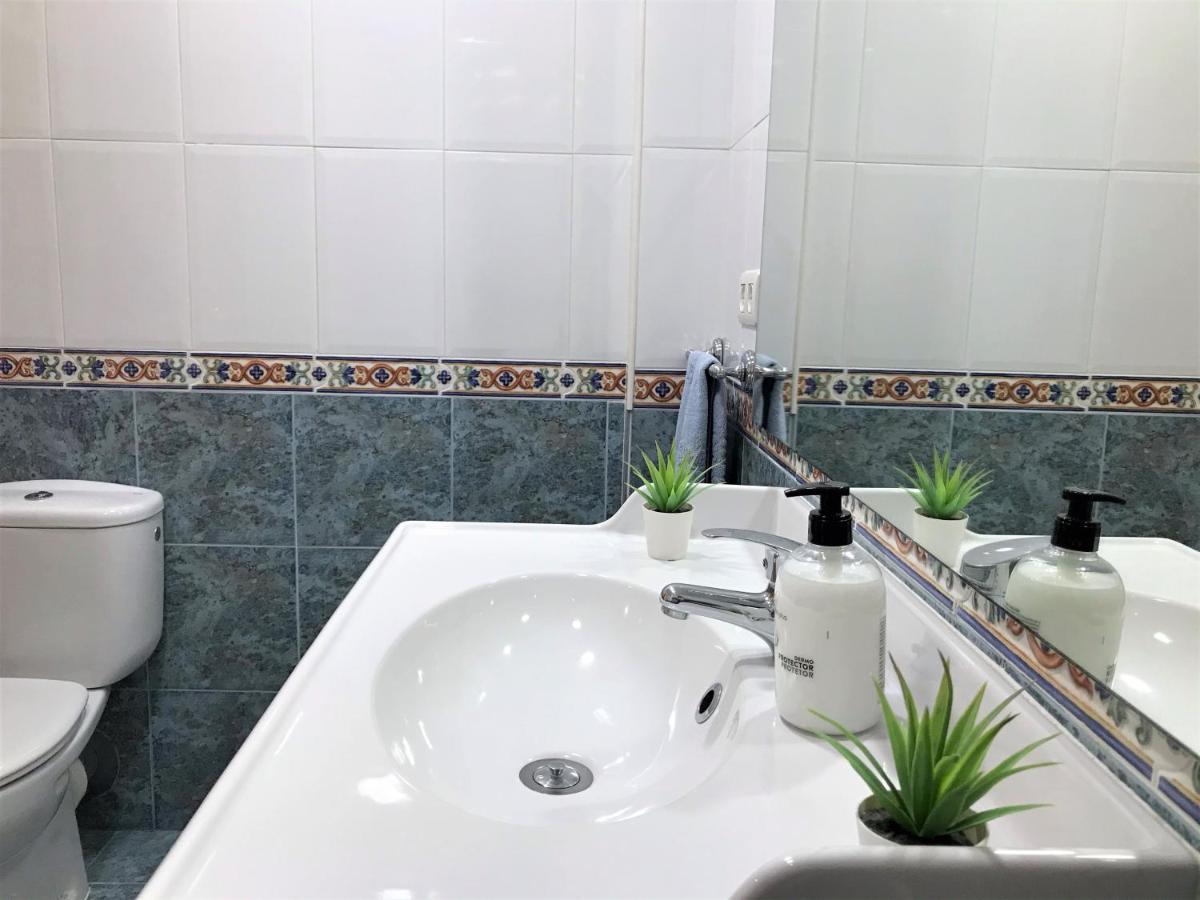 Appartement Vistamar Primera Linea De Playa Frontal Al Mar Y Al Paseo Maritimo De *