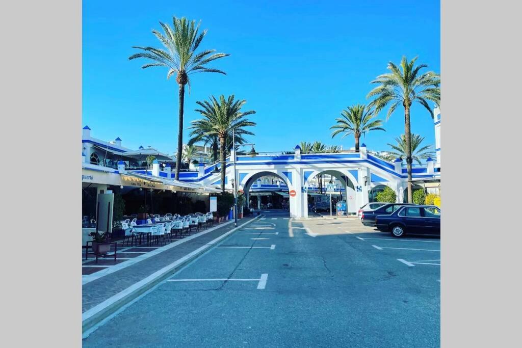 Tres Bel Avec Piscine Et Tennis Entre Amis Ou En Famille *
