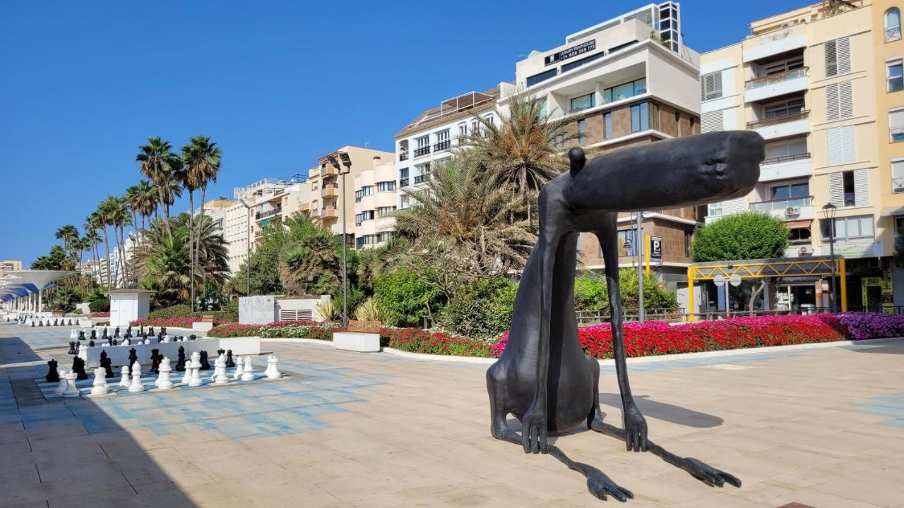 Free Parking, 40 Meters From The Beach, Wi-fi, Ac