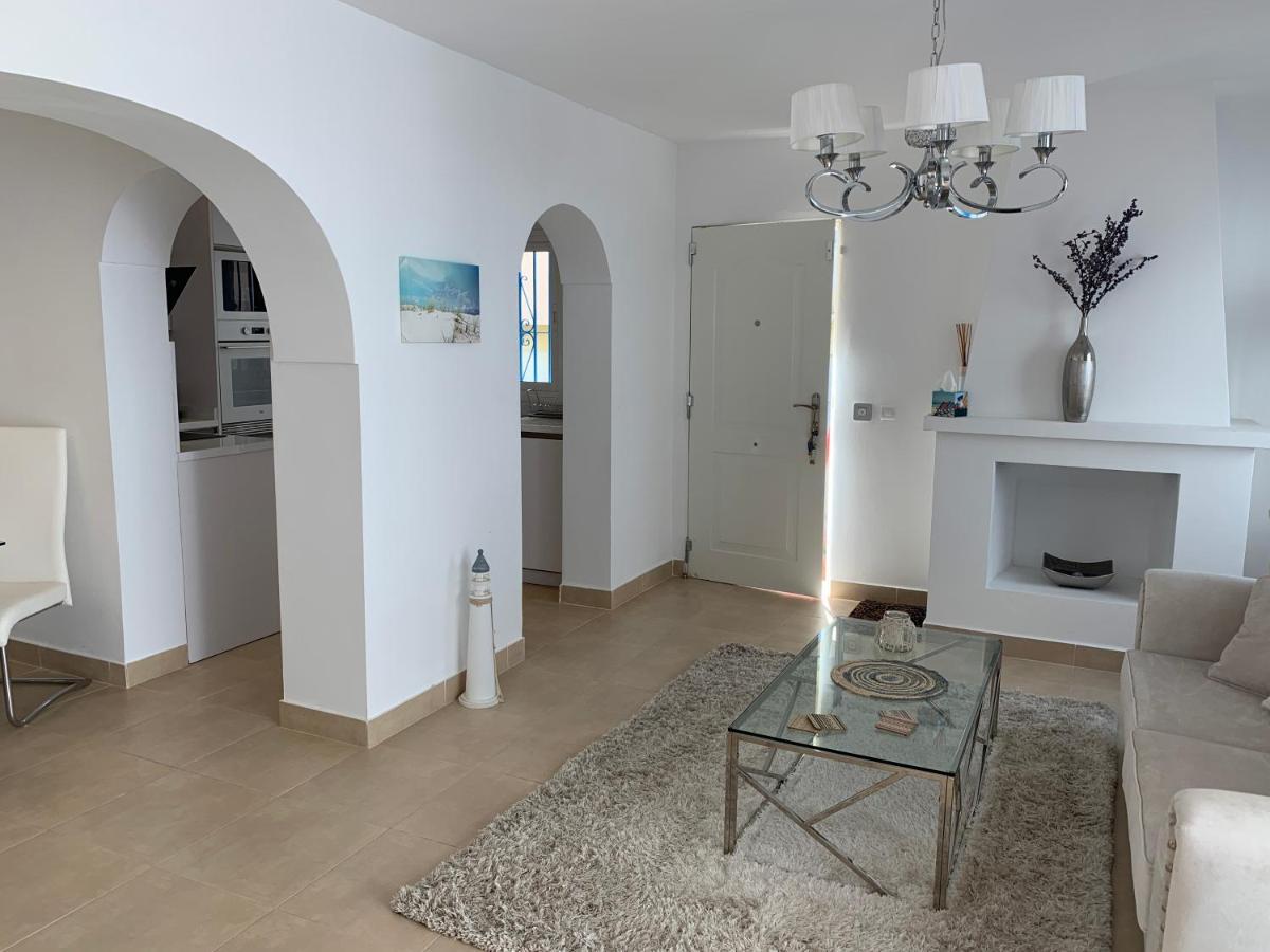 Сasa de vacaciones Townhouse By The Sea - El Pirata - - Costa Del Sol Estepona