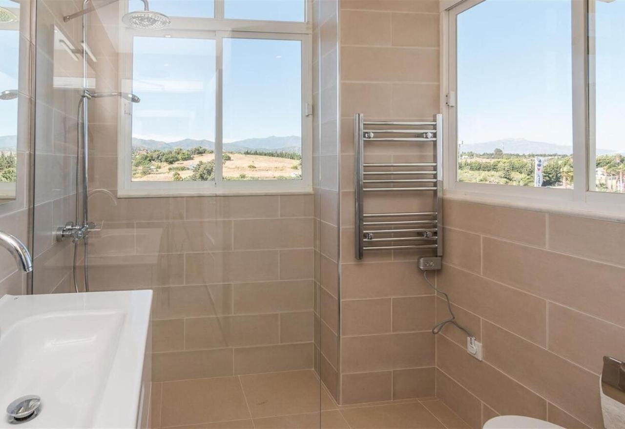 Penthouse Boulevard 405 * Estepona