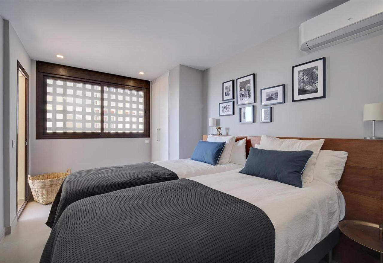 Boulevard Renovated Madrid Apartment *