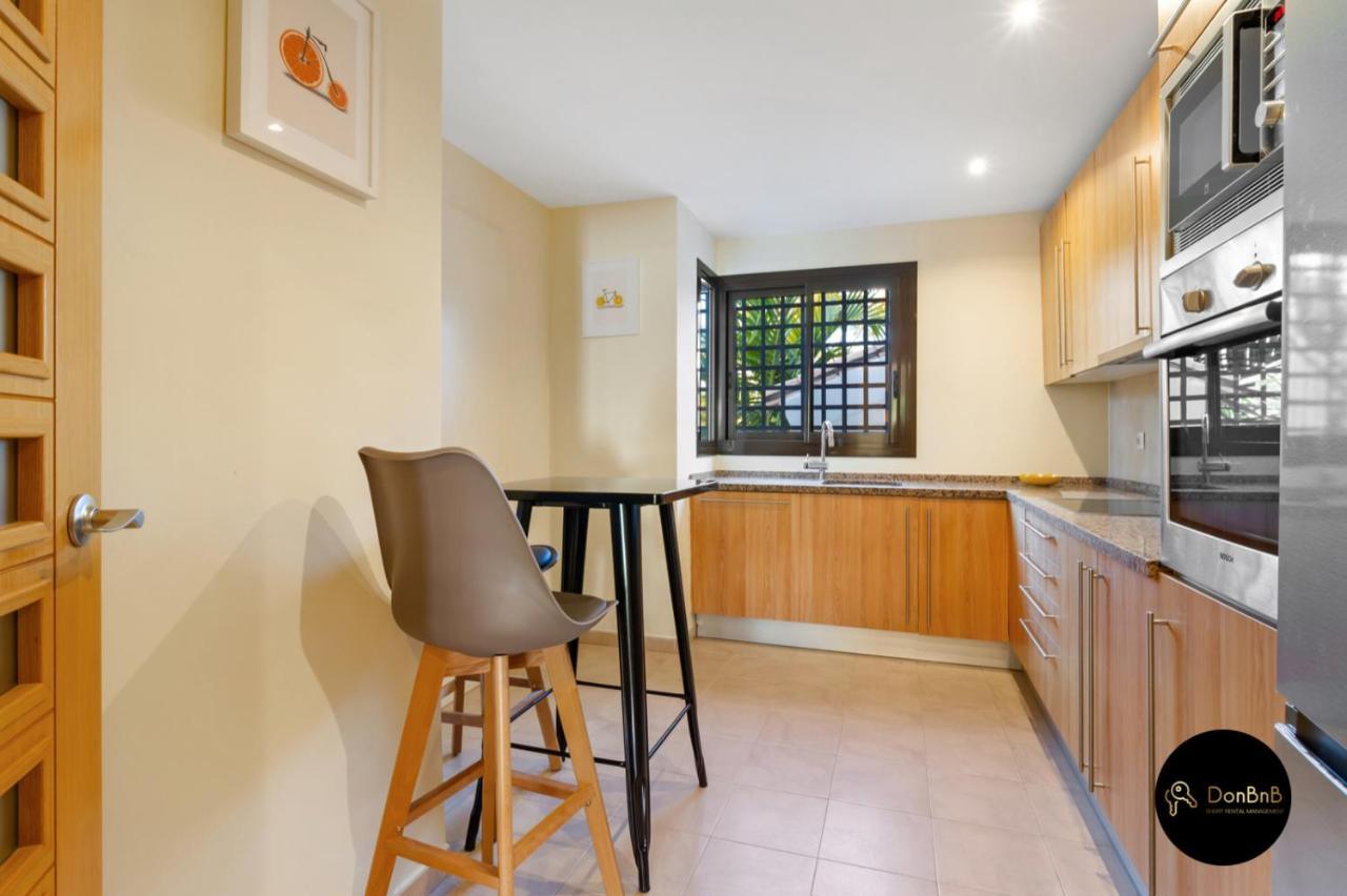 Apartment In Palm Garden Estepona With Parking And Pool *