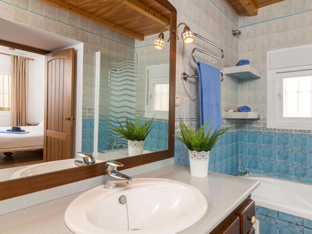 Avenida Del Pirata By Interhome Apartamento