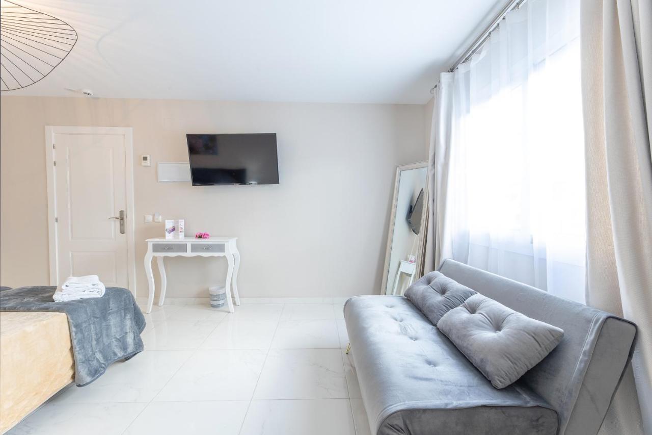 Hotel Residencia Deportiva Rozarossa Estepona