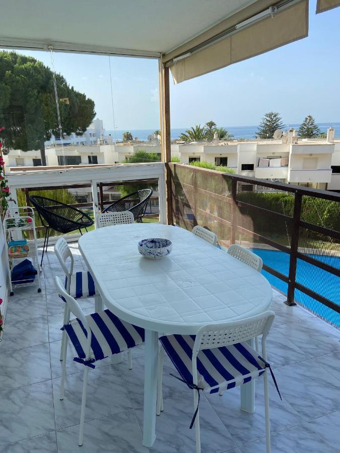 Tres Bel Avec Piscine Et Tennis Entre Amis Ou En Famille Estepona