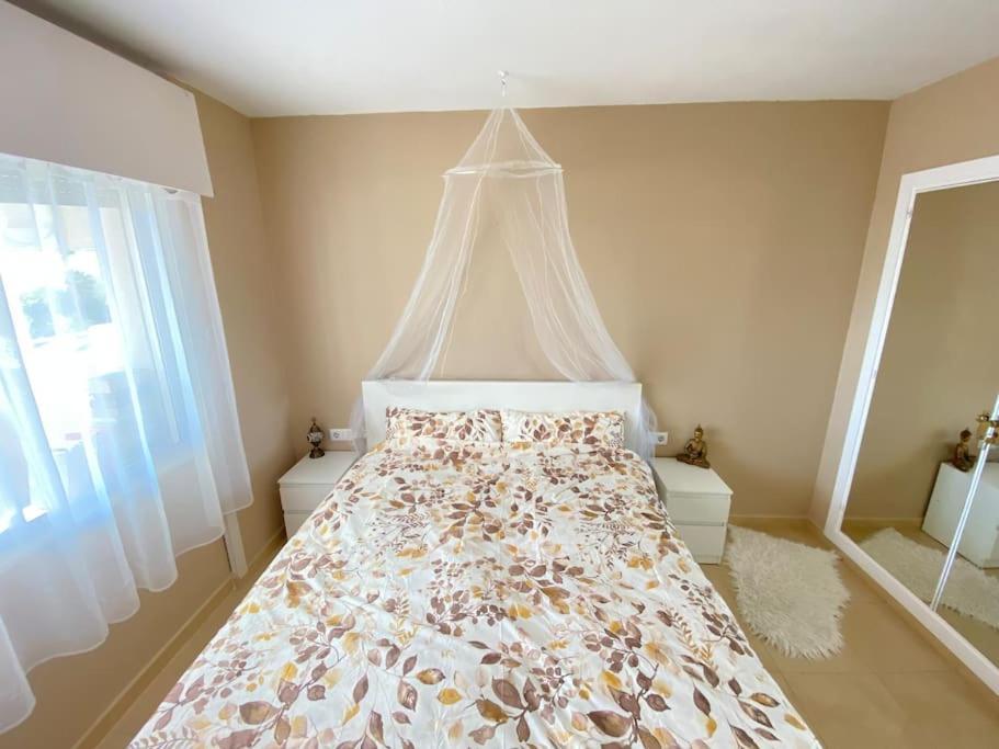 Lovely 1 Bedroom With Sea Views And Pool Estepona