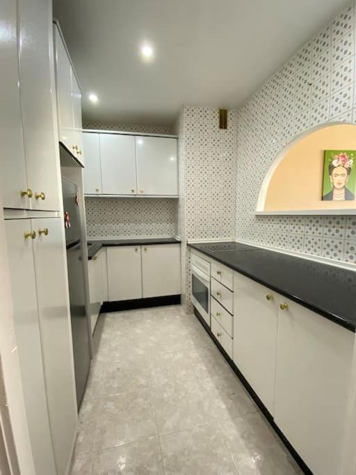 Lovely 1 Bedroom With Sea Views And Pool Estepona