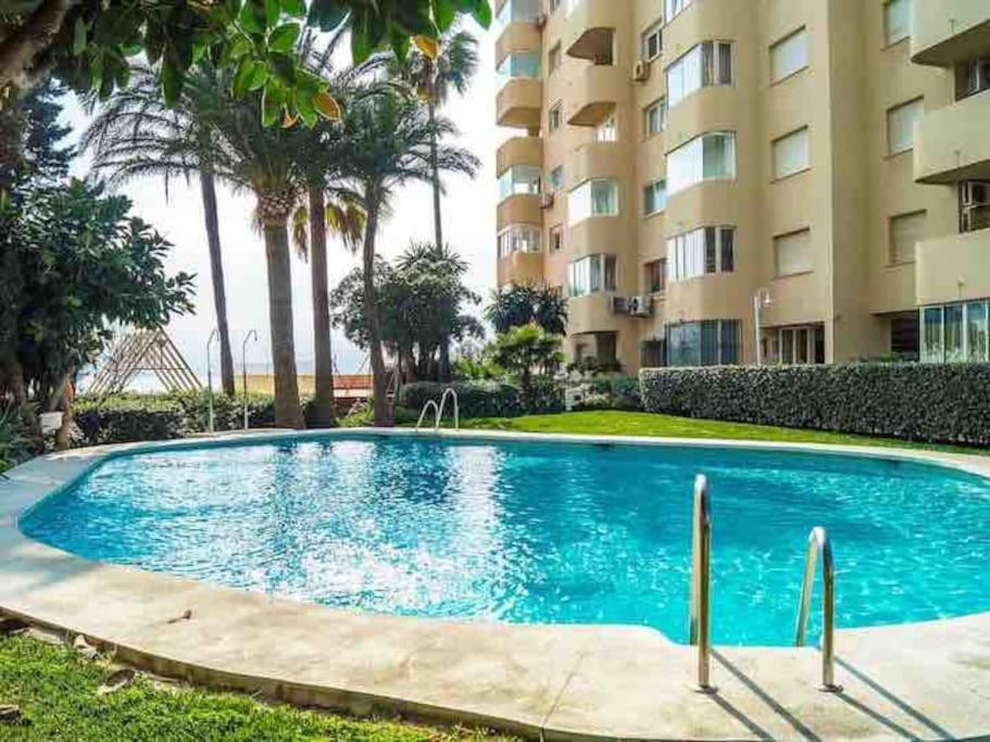 Lovely 1 Bedroom With Sea Views And Pool Apartment *