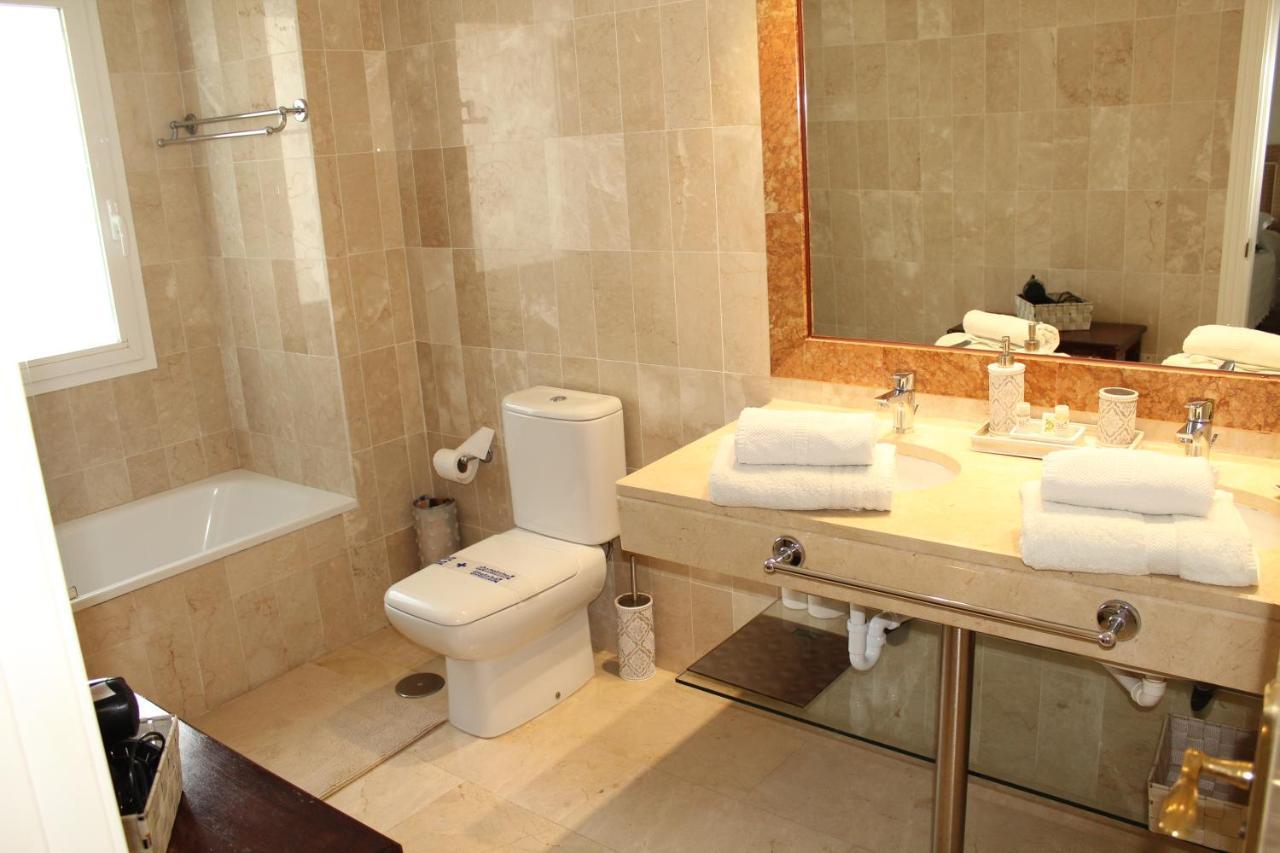 Apartment In El Presidente Side New Golden Mile