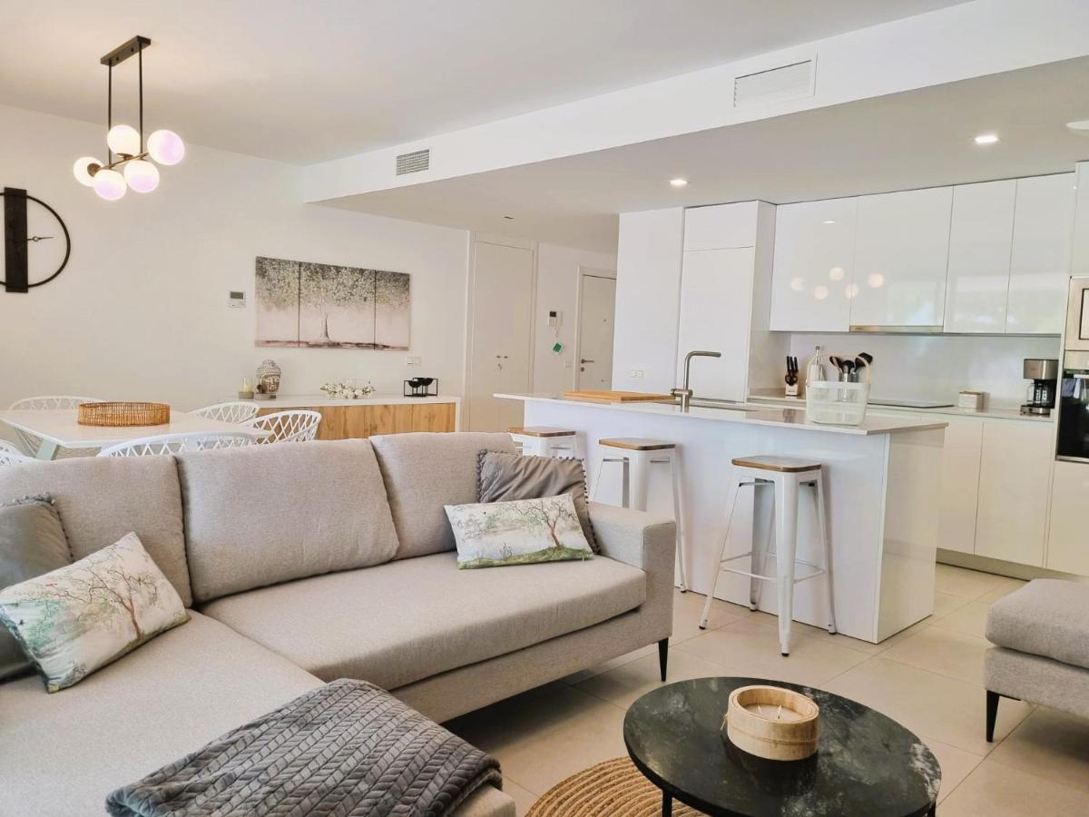 Sea & Village Luxury Apartment *