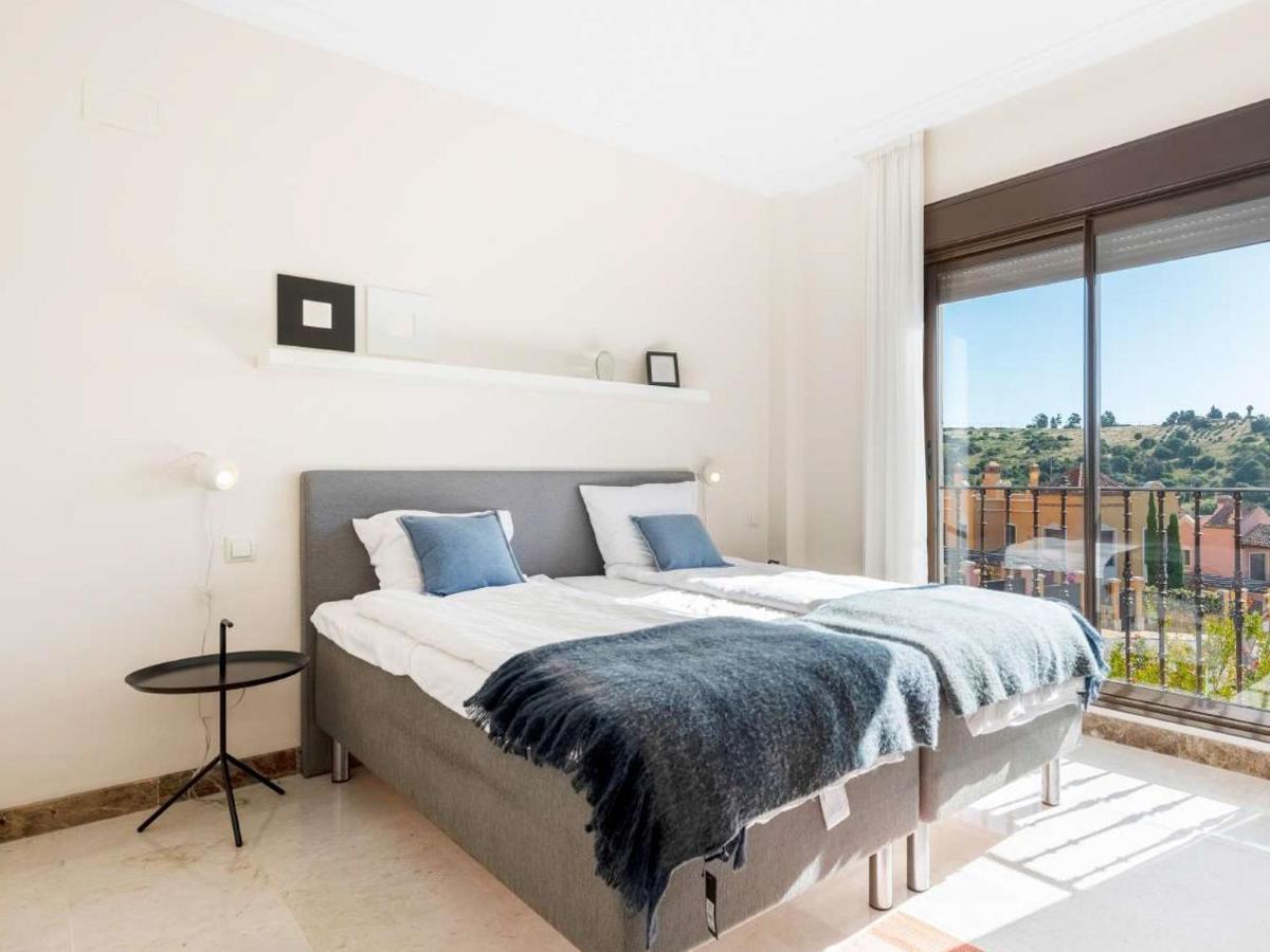 Sanders Azata Golf Villas Villa *