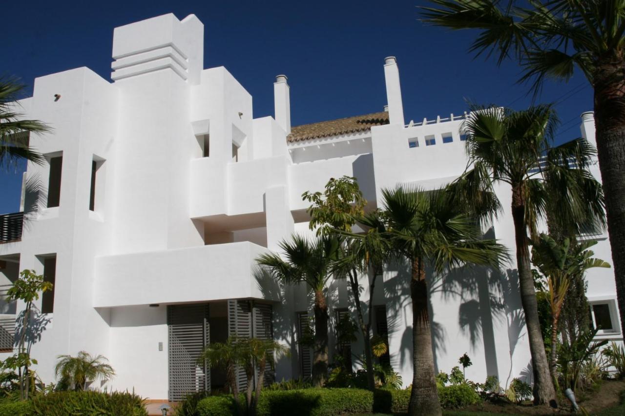 2152-modern With Private Estepona