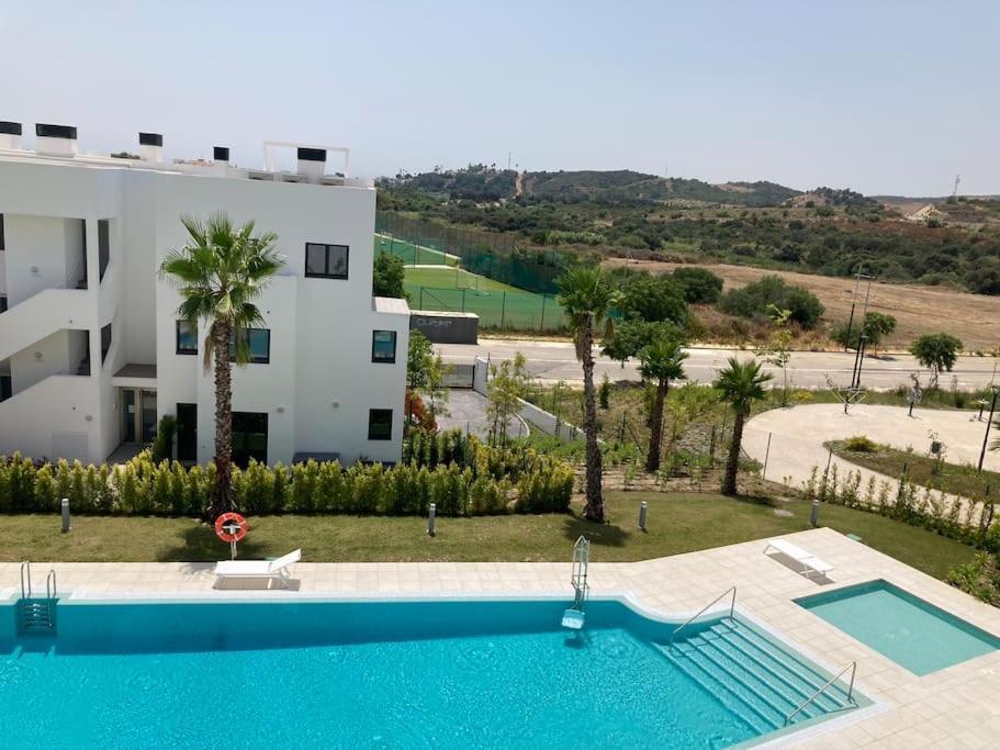 Coco Luxury 3 Bedrooms Apartment Estepona