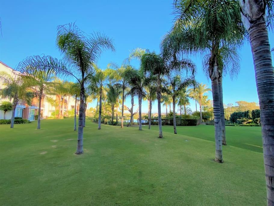 Breathtaking Apartment, Paradise Palm View Marbella *