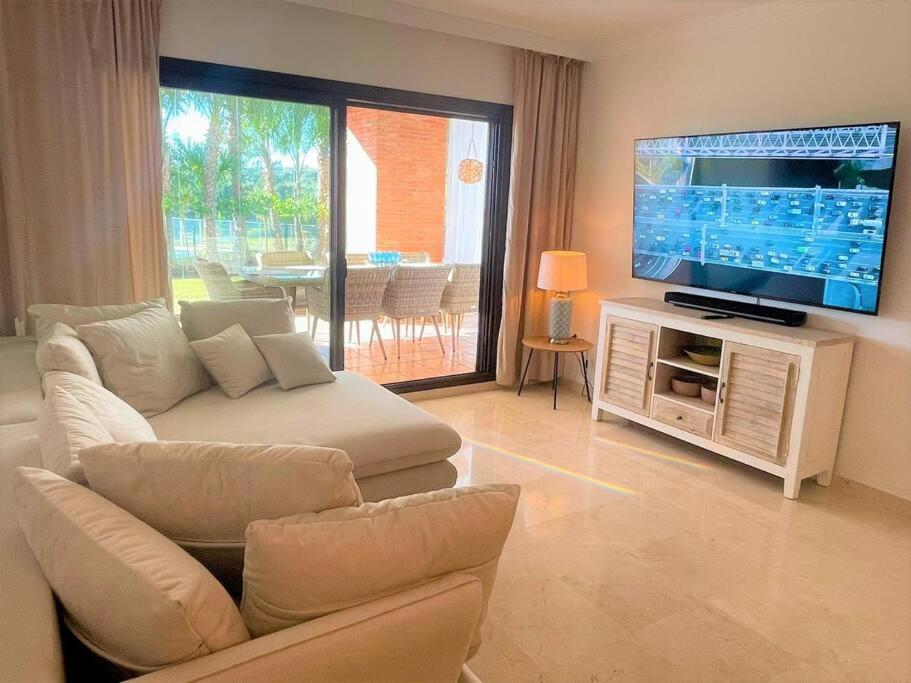 Apartment Breathtaking Apartment, Paradise Palm View Marbella Estepona