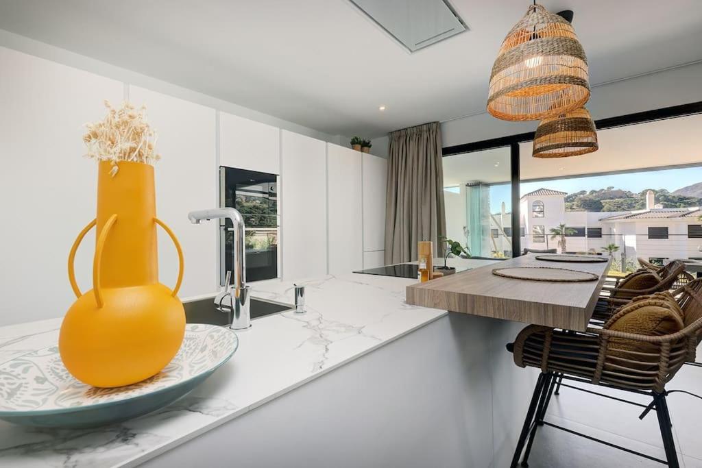3 Bedroom Ground Floor @ Hills! * Estepona