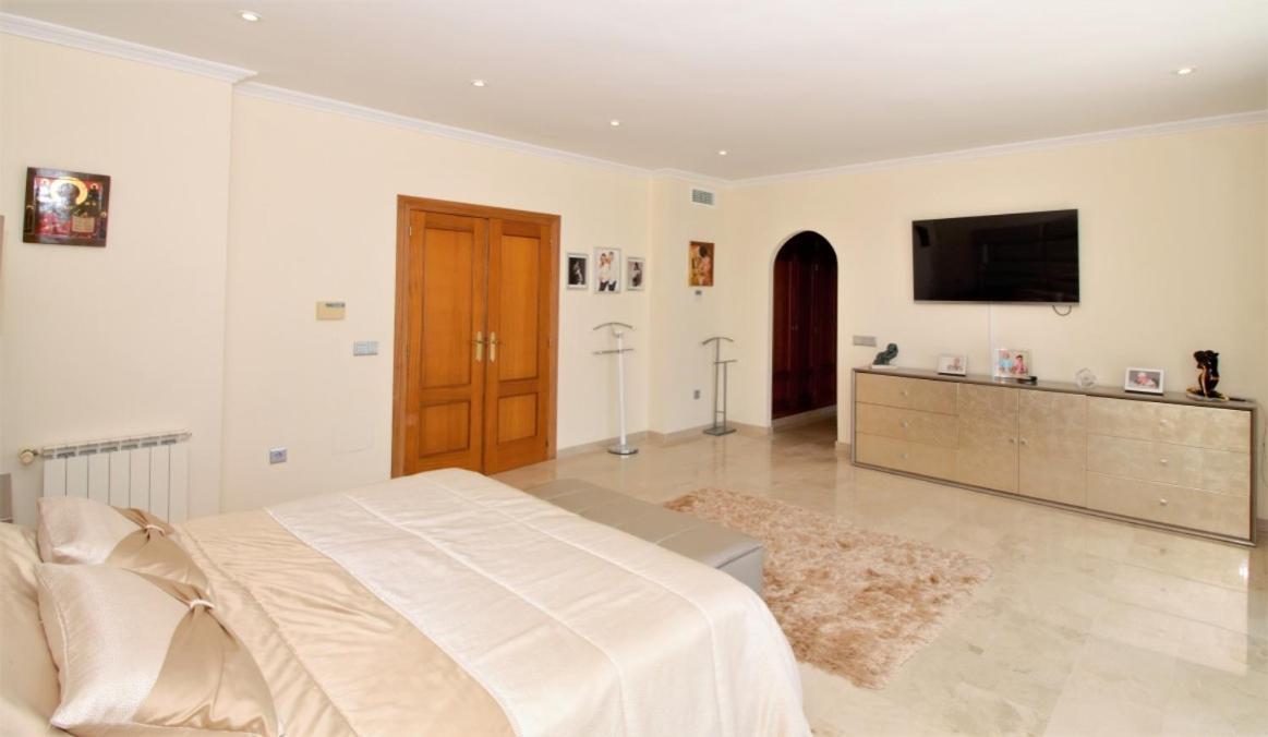 Marbella Sea View 10 Bedrooms * Estepona