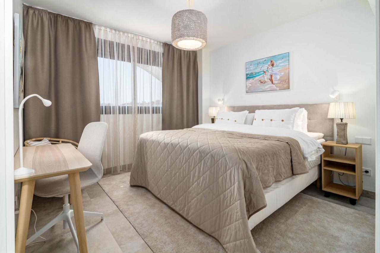 Inf26h- Comfortable And Spacious *