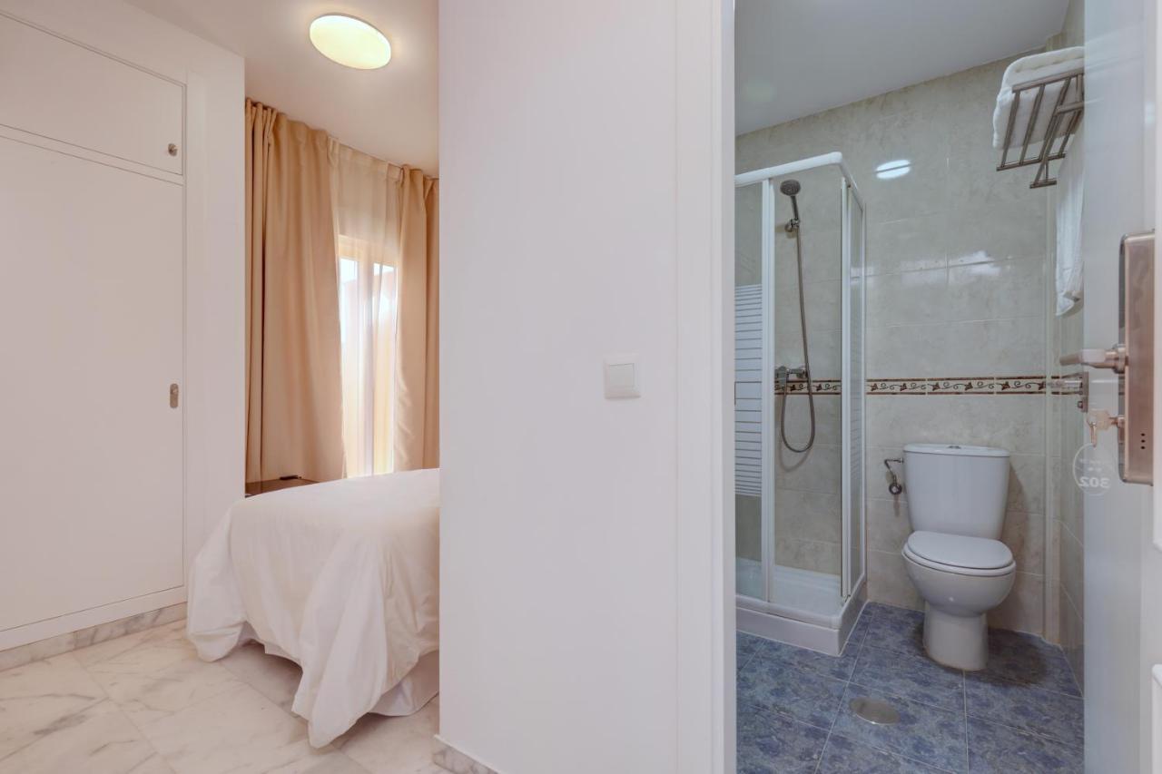 37 Estepona