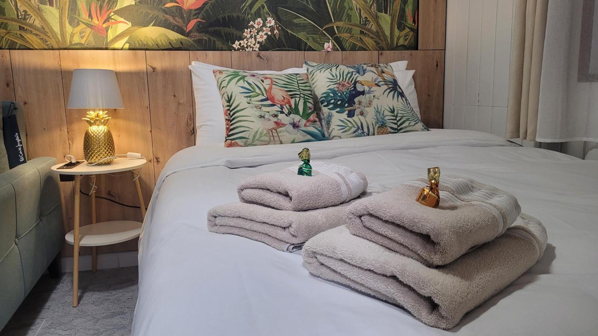 Free Parking, 40 Meters From The Beach, Wi-fi, Ac *