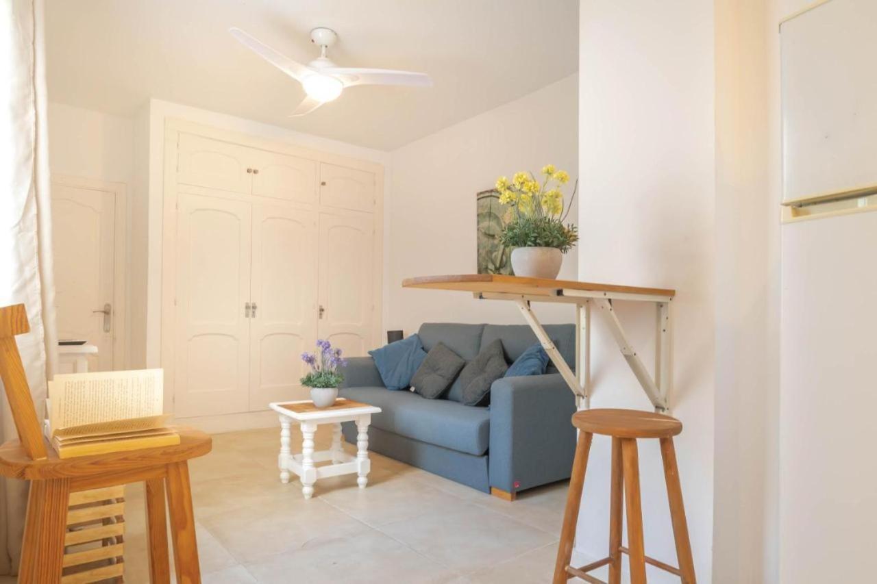 Flores Apartment
