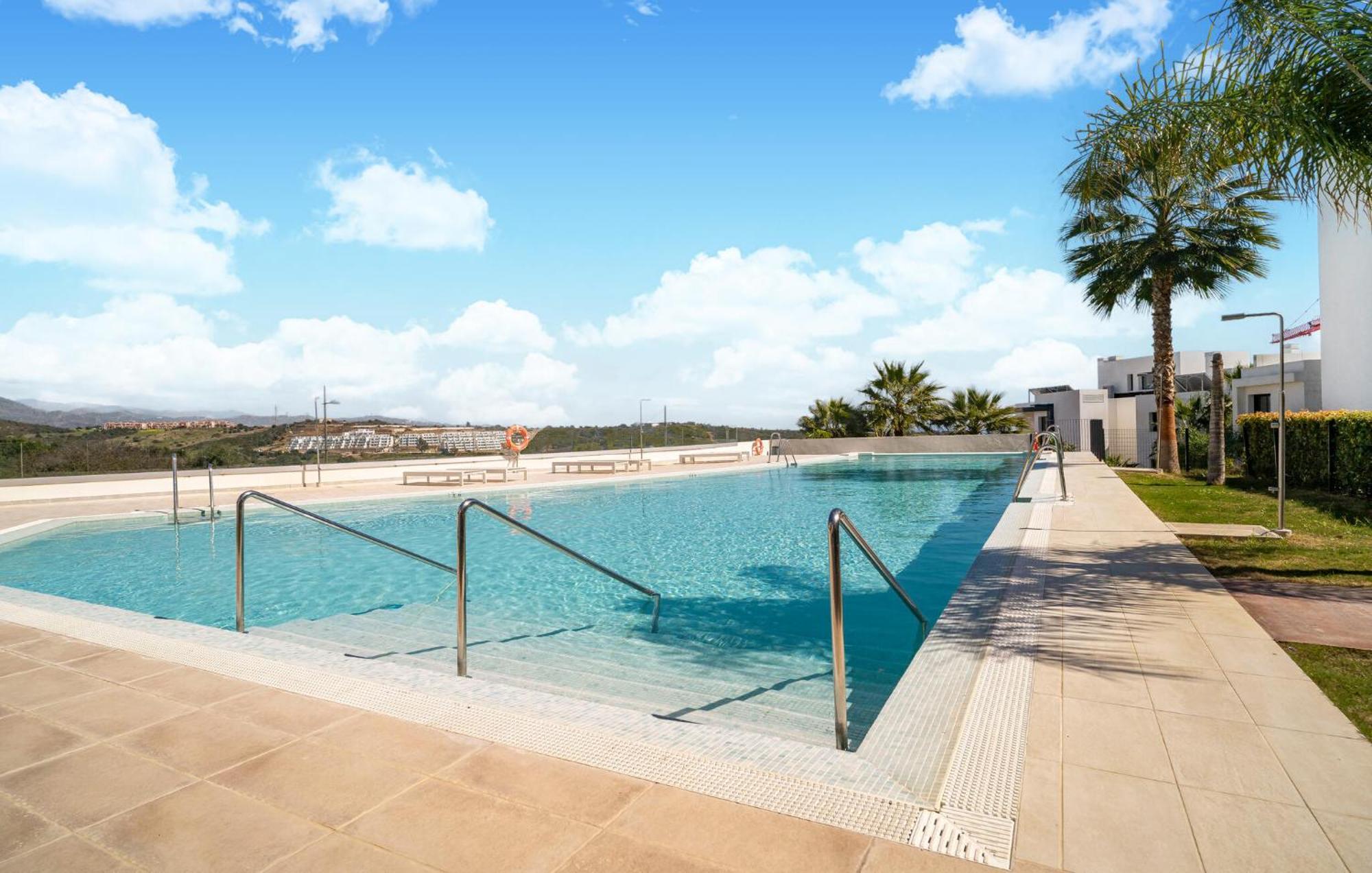 3 Bedroom Amazing In Apartment Estepona