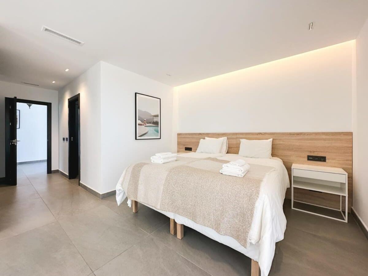 Paraiso W Parking Gym Pool Lounge Cinema * Estepona