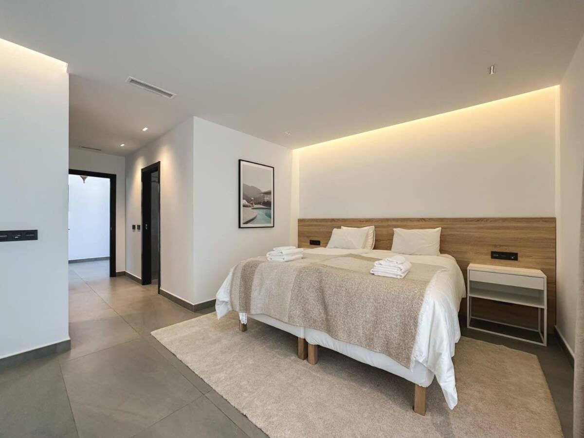 Paraiso W Parking Gym Pool Lounge Cinema Villa