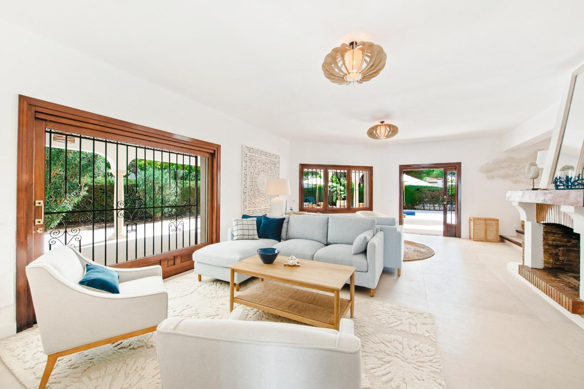Vakantiehuis Luxurious Just 200m From The Beach! Estepona