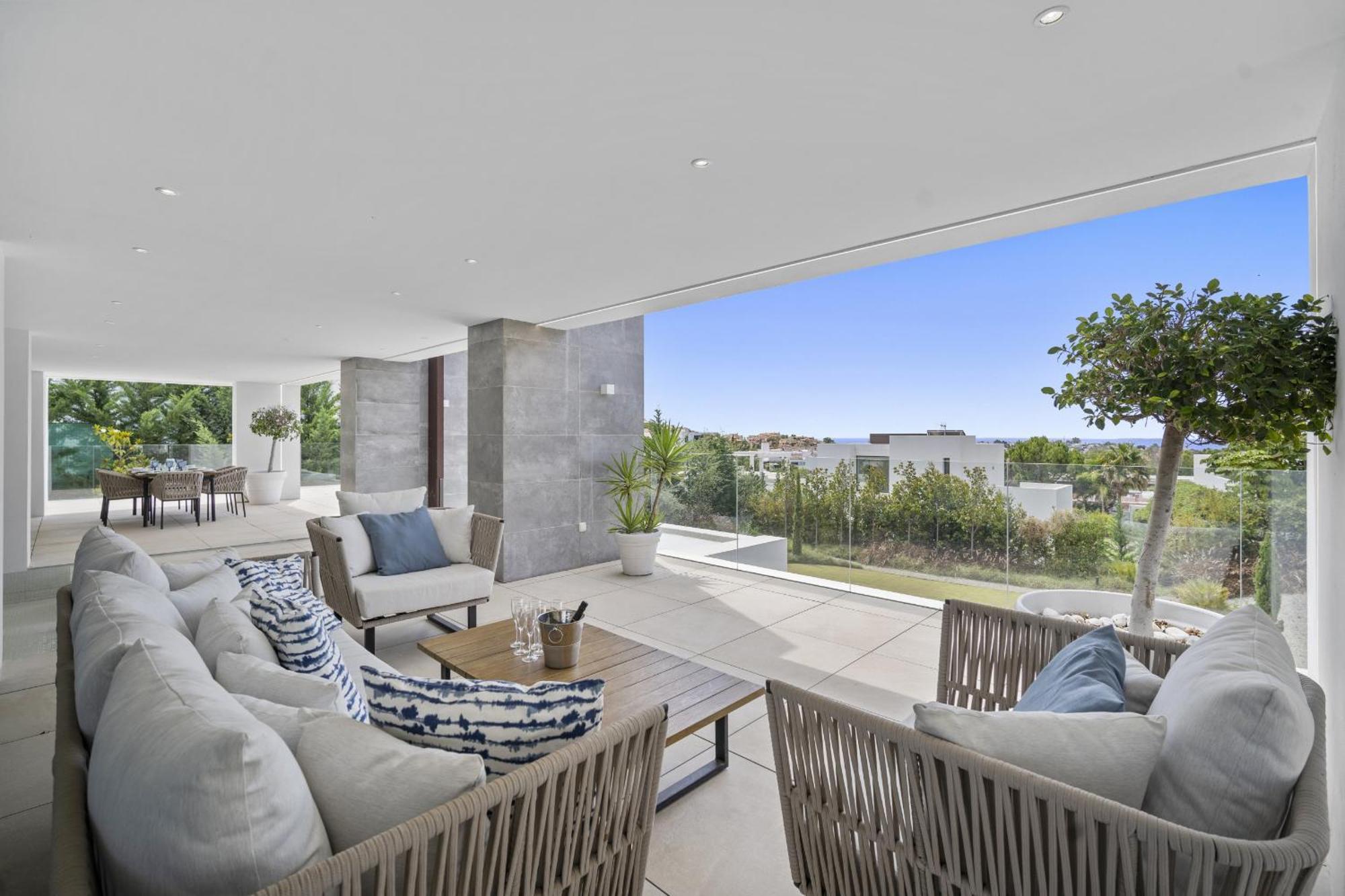 Alejandra - Benahavis Villa *