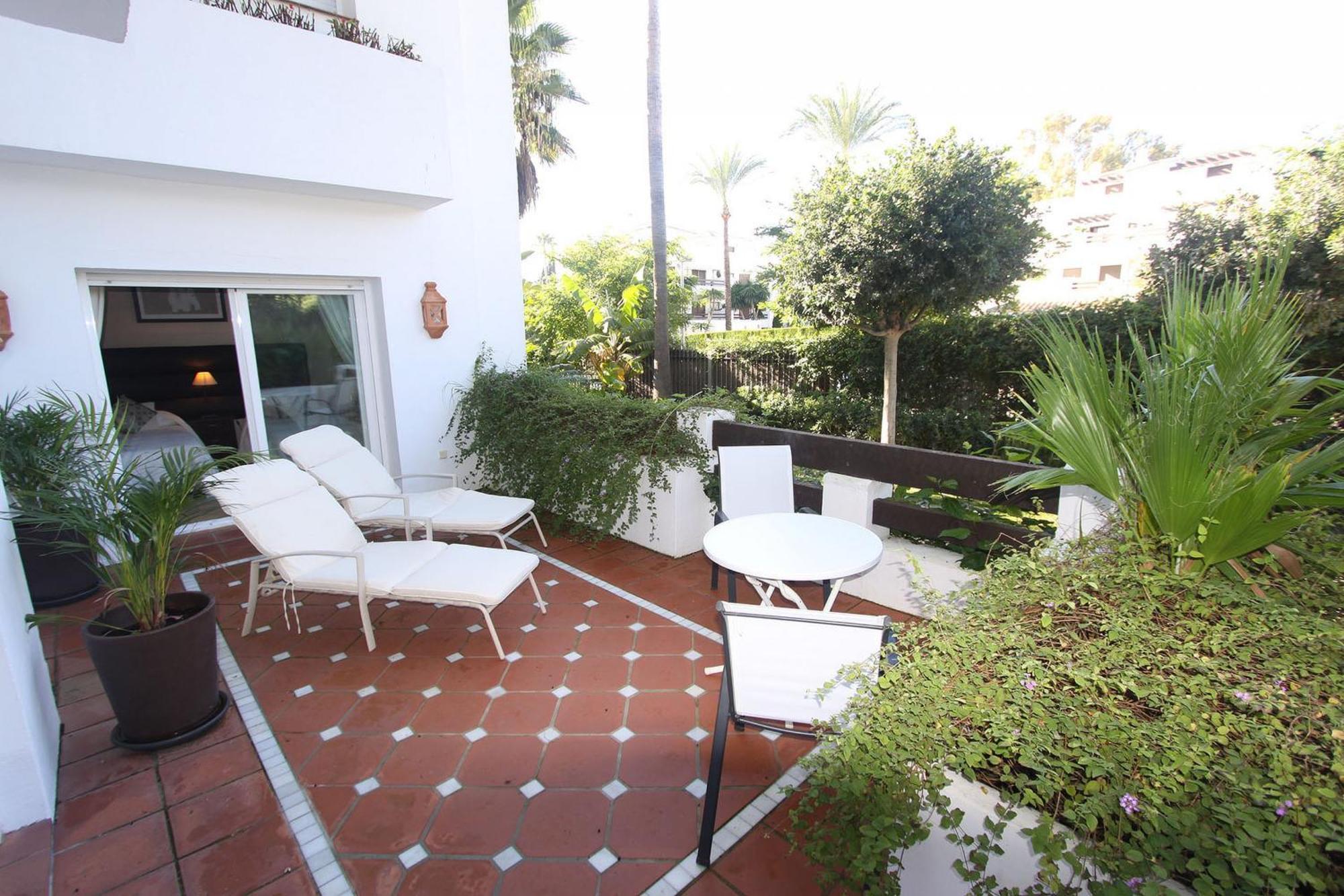 1126 Beachfront High Standard With Terrace *