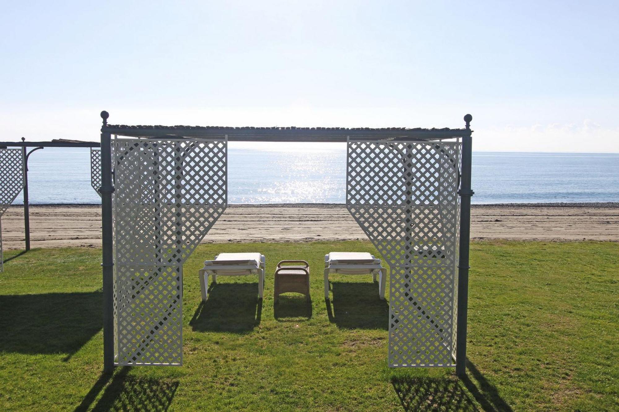 1126 Beachfront High Standard With Terrace Apartment Estepona