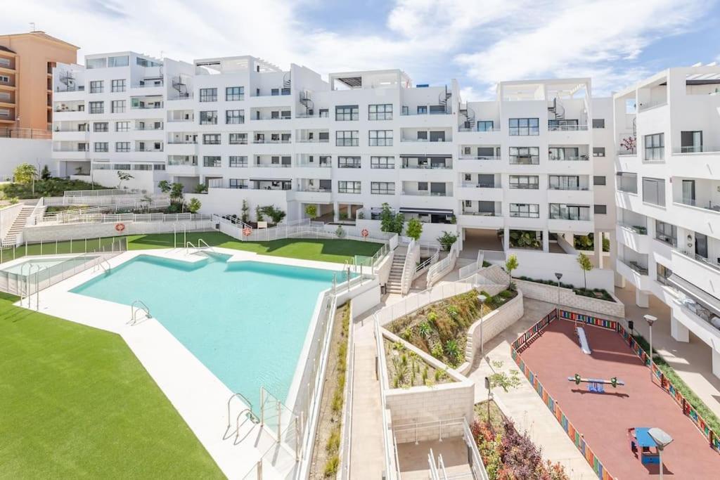 Apartamento New Chic Walk To Rdr387
