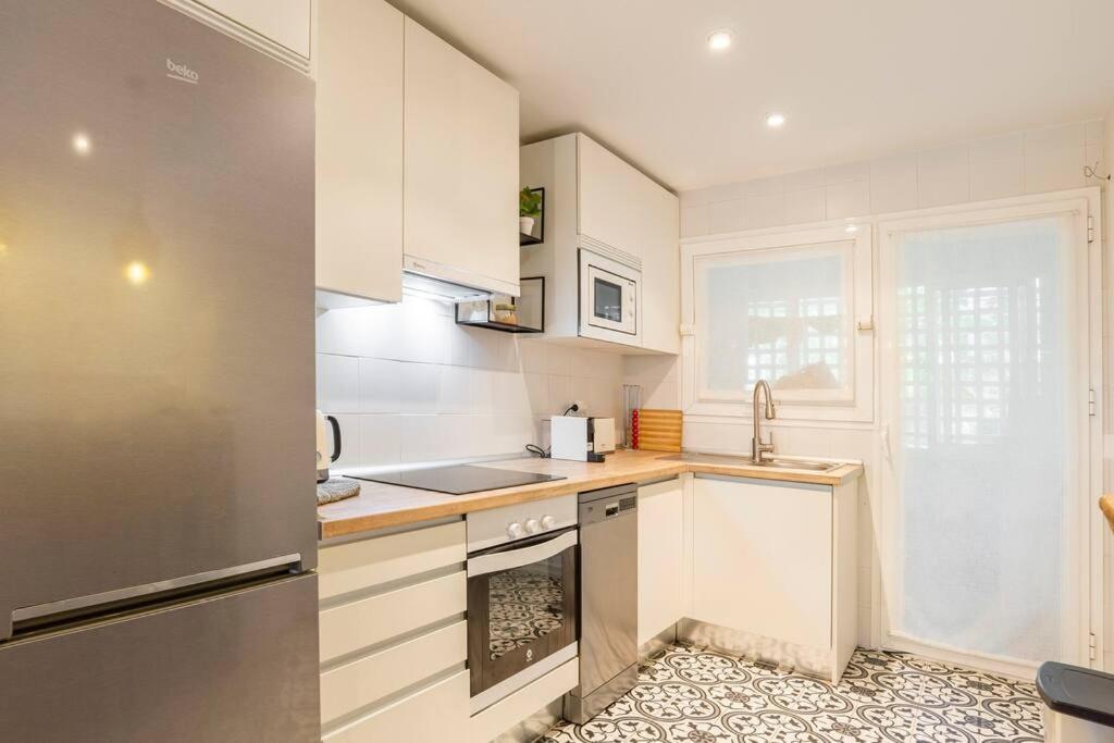 Precioso Bajo Recien Reformado Primera Linea Playa Appartement *